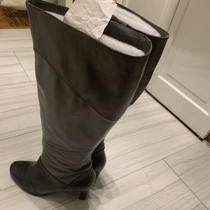 Black and gray leather boots
